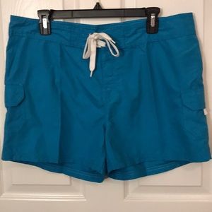 Kanu women’s surf shorts